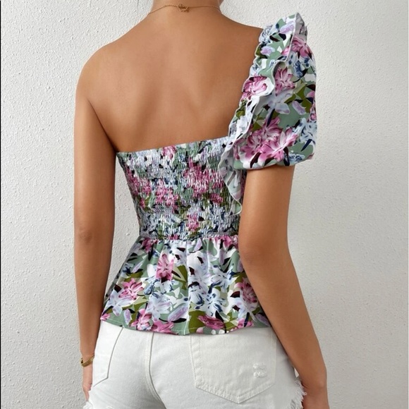 Boho floral print one shoulder shirred peplum blouse - Picture 3 of 6